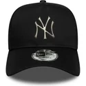 new-era-curved-brim-9forty-e-frame-metallic-new-york-yankees-mlb-black-snapback-cap