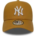 brazowa-czapka-z-daszkiem-snapback-9forty-e-frame-league-essential-new-york-yankees-mlb-new-era