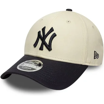 Gorra curva beige y azul marino snapback 9FORTY M-Crown de New York Yankees MLB de New Era