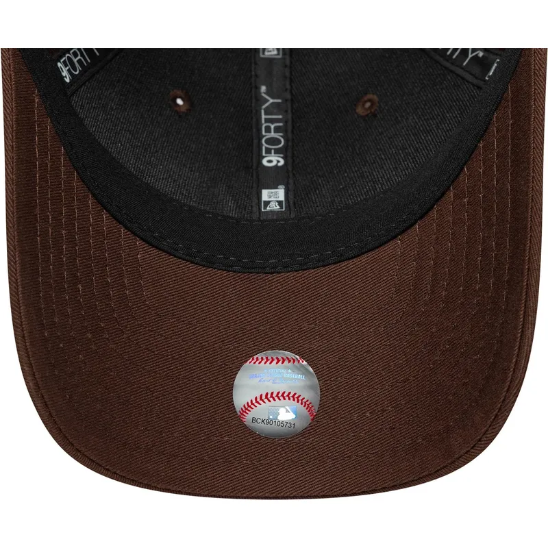 cap-izliekta-brown-snapback-9forty-m-crown-no-new-york-yankees-mlb-no-new-era cap-izliekta-brown-snapback-9forty-m-crown-no-new-york-yankees-mlb-no-new-era
