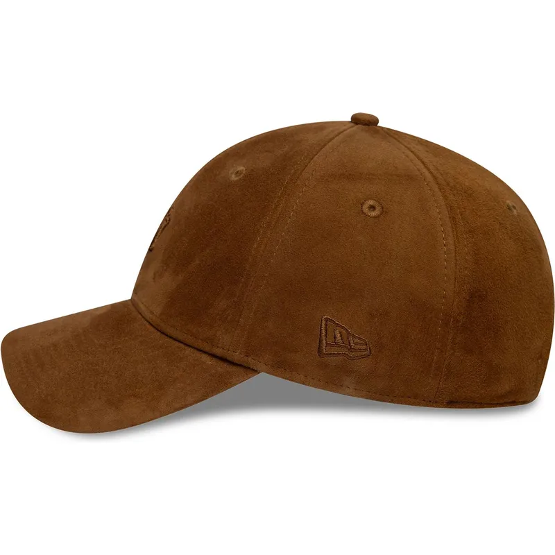 cap-izliekta-brown-adjustable-strap-9twenty-suede-no-new-york-yankees-mlb-no-new-era cap-izliekta-brown-adjustable-strap-9twenty-suede-no-new-york-yankees-mlb-no-new-era