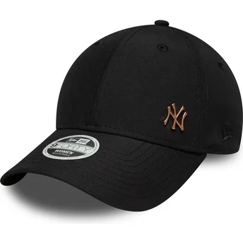 Gorra curva negra ajustable con logo bronce para mujer 9FORTY Flawless de New York Yankees MLB de New Era