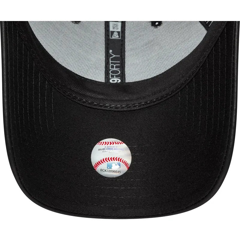 cepur-izliekta-melns-regulejams-9forty-pu-no-new-york-yankees-mlb-no-new-era cepur-izliekta-melns-regulejams-9forty-pu-no-new-york-yankees-mlb-no-new-era