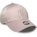 cepur-izliekta-roza-regulejama-lente-9forty-satin-no-new-york-yankees-mlb-no-new-era
