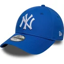 gorra-curva-azul-ajustable-para-nino-9forty-league-essential-de-new-york-yankees-mlb-de-new-era