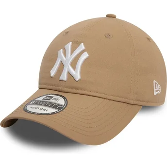 Cepur izliekta brūns regulējama lente 9TWENTY League Essential no New York Yankees MLB no New Era