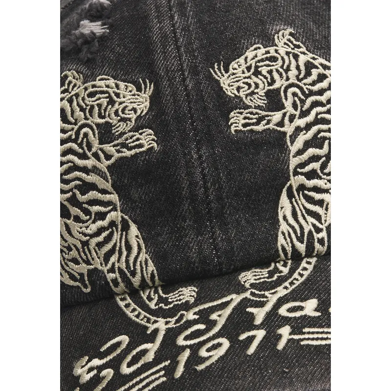 cepur-izliekta-melns-regulejams-desert-tiger-no-ed-hardy
