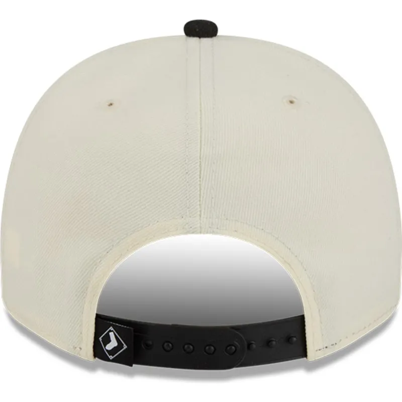 casquette-courbee-beige-et-noire-snapback-9fifty-a-frame-classic-chicago-white-sox-mlb-new-era