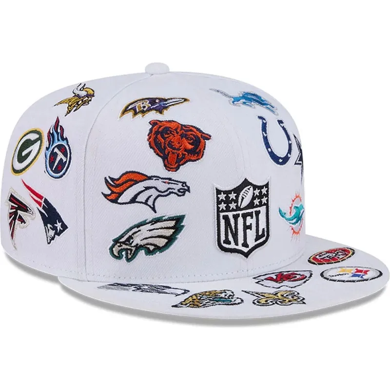 cap-plakana-white-ajustada-59fifty-all-over-no-nfl-no-new-era