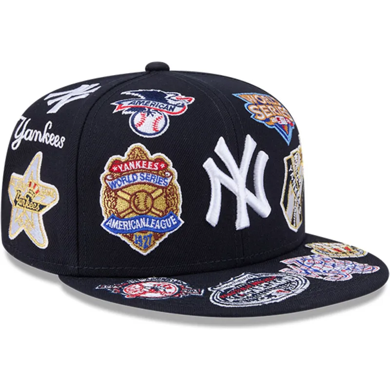 granatowa-dopasowana-czapka-z-daszkiem-59fifty-all-over-logos-new-york-yankees-mlb-new-era