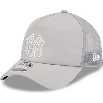Cepur izliekta truckeris pelēks snapback 9FORTY APEX Batting Practice no New York Yankees MLB no New Era