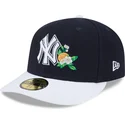 granatowo-biala-dopasowana-czapka-z-zakrzywionym-daszkiem-59fifty-spring-training-new-york-yankees-mlb-new-era