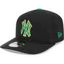 czapka-z-daszkiem-czarna-snapback-19twenty-saint-patrick-s-day-new-york-yankees-mlb-new-era