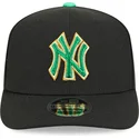 czarna-czapka-z-zakrzywionym-daszkiem-snapback-9seventy-stretch-snap-saint-patrick-s-day-new-york-yankees-mlb-new-era