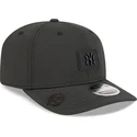 schwarze-gebogene-snapback-kappe-9seventy-stretch-snap-clubhouse-der-new-york-yankees-mlb-von-new-era