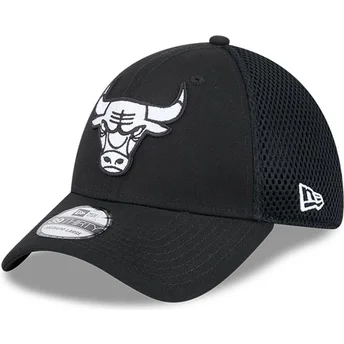 Cepur izliekta šoferis melns pieguļošs 39THIRTY Evergreen Neo no Chicago Bulls NBA no New Era