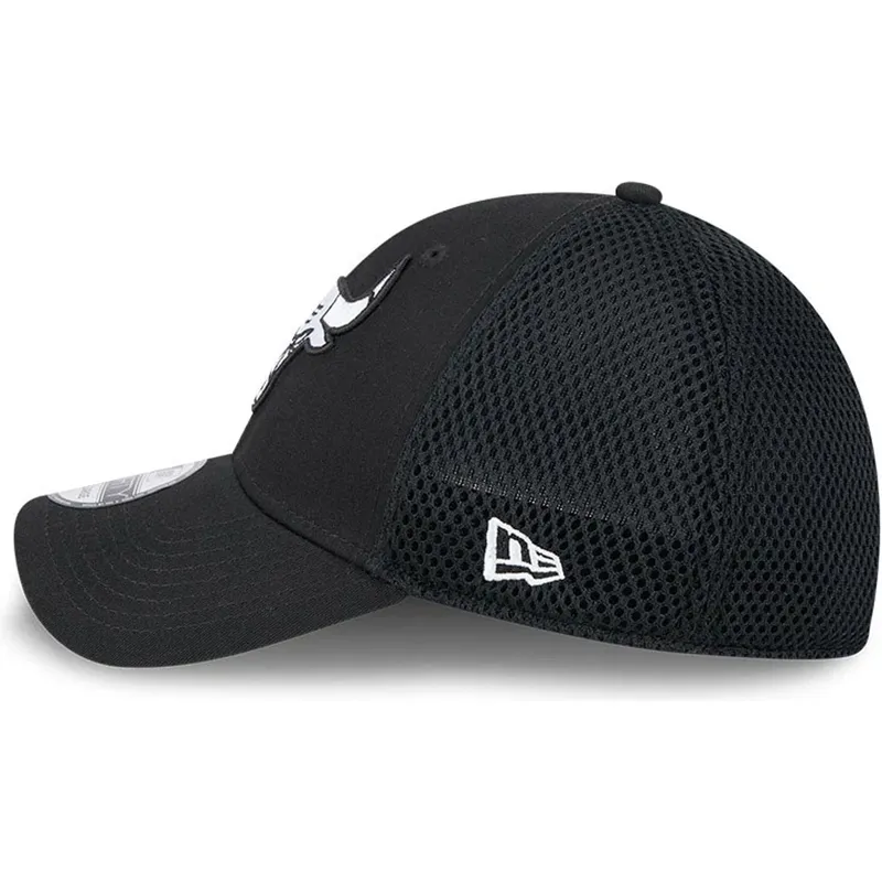 casquette-trucker-noire-ajustee-39thirty-evergreen-neo-chicago-bulls-nba-new-era