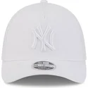 vit-bojd-keps-justerbar-med-vit-logotyp-39thirty-m-crown-a-frame-fran-new-york-yankees-mlb-av-new-era