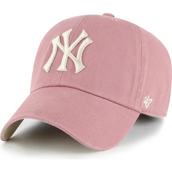 Różowa regulowana czapka z zakrzywionym daszkiem Clean Up Ballpark New York Yankees MLB od 47 Brand