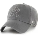 casquette-courbee-grise-ajustable-clean-up-trailer-new-york-yankees-mlb-47-brand