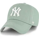 zielona-regulowana-czapka-z-zakrzywionym-daszkiem-clean-up-contrast-stitch-new-york-yankees-mlb-od-47-brand