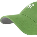 casquette-courbee-verte-ajustable-clean-up-base-runner-fatigue-green-new-york-yankees-mlb-47-brand