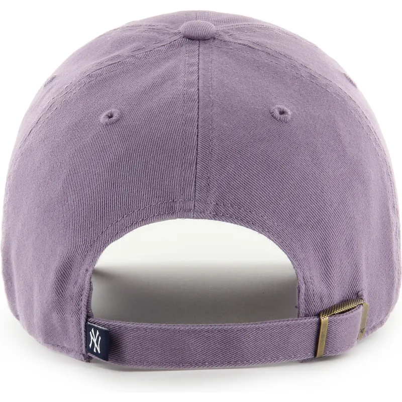 cepur-izliekta-violets-regulejams-clean-up-iris-no-new-york-yankees-mlb-no-47-brand