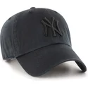 schwarze-verstellbare-curved-cap-mit-schwarzem-logo-clean-up-der-new-york-yankees-mlb-von-47-brand