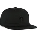 svart-platt-snapback-keps-med-svart-captain-rl-contemporary-logotyp-fran-new-york-yankees-mlb-av-47-brand