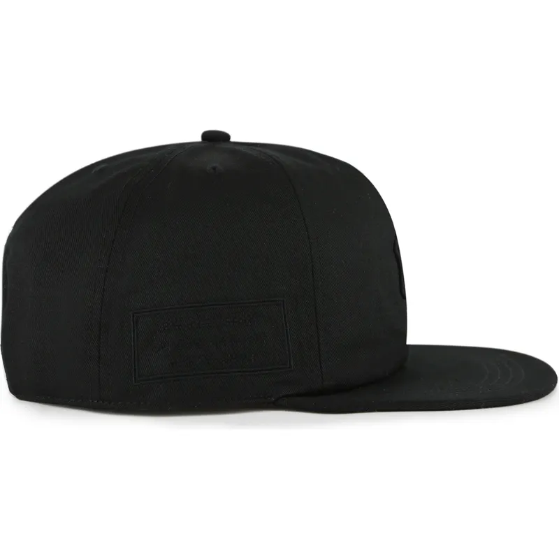 casquette-plate-noire-snapback-avec-logo-noir-captain-rl-contemporary-new-york-yankees-mlb-47-brand