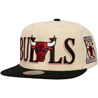 Cap plakana black snapback Across The Board no Chicago Bulls NBA no Mitchell & Ness