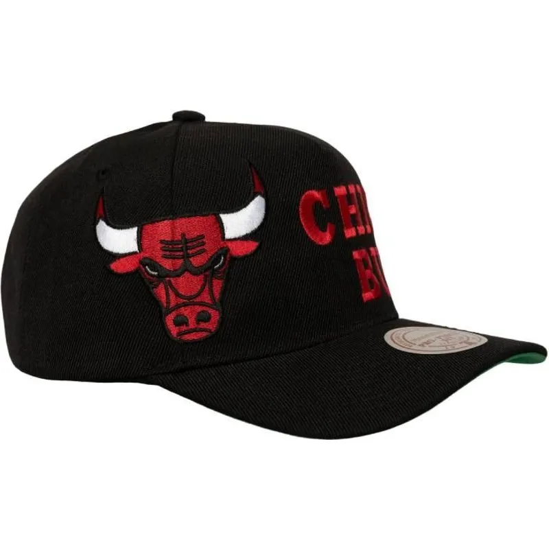 casquette-courbee-noire-snapback-busted-pro-chicago-bulls-nba-mitchell-ness