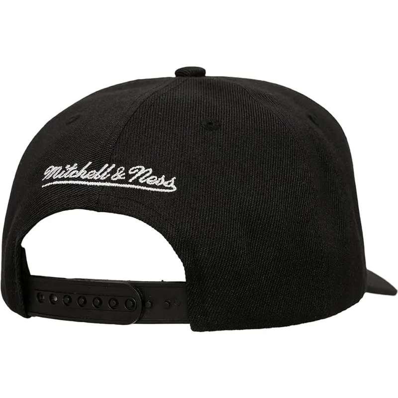 cepur-izliekta-melns-snapback-tilted-pro-no-chicago-bulls-nba-no-mitchell-ness