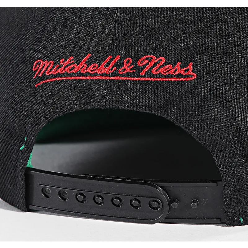 gorra-plana-negra-snapback-triple-play-de-chicago-bulls-nba-de-mitchell-ness