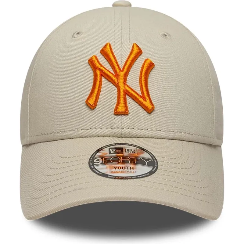 cap-izliekta-beige-adjustable-strap-berniem-9forty-league-essential-no-new-york-yankees-mlb-no-new-era