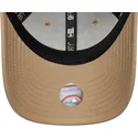 bezowa-zakrzywiona-czapka-regulowana-dla-chlopca-9forty-icon-los-angeles-dodgers-mlb-new-era