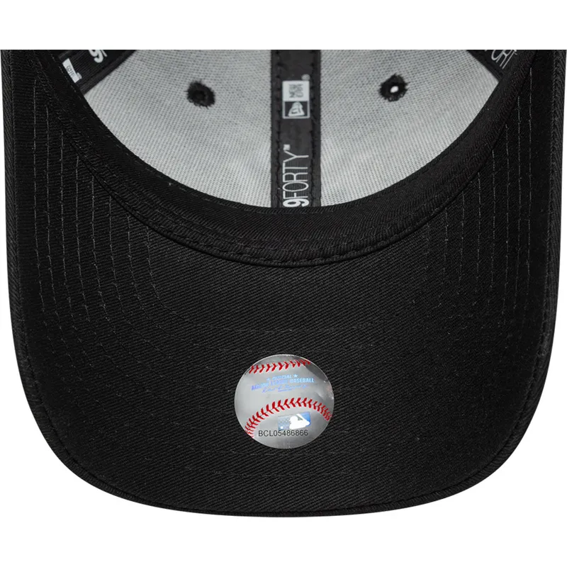 cap-izliekta-black-adjustable-strap-berniem-9forty-icon-no-new-york-yankees-mlb-no-new-era
