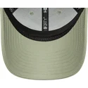 cepur-izliekta-zals-regulejama-lente-9forty-beaded-no-new-era