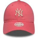 cepur-izliekta-roza-regulejama-lente-9twenty-league-essential-midi-no-new-york-yankees-mlb-no-new-era
