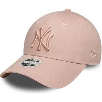 New Era Curved Brim Women Pink Logo 9FORTY Essential New York Yankees MLB Pink Adjustable Cap