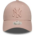 cepur-izliekta-roza-regulejama-lente-9forty-league-essential-no-new-york-yankees-mlb-no-new-era