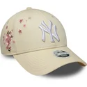 cepur-izliekta-bess-regulejams-9forty-floral-icon-side-no-new-york-yankees-mlb-no-new-era