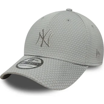 Cepur izliekta pelēks pieguļošs 39THIRTY Stretch Mesh no New York Yankees MLB no New Era