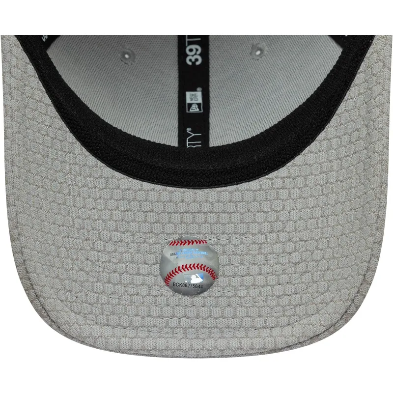cepur-izliekta-peleks-pieguloss-39thirty-stretch-mesh-no-new-york-yankees-mlb-no-new-era