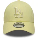 casquette-courbee-jaune-ajustable-avec-logo-jaune-9forty-team-outline-los-angeles-dodgers-mlb-new-era