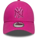 new-era-curved-brim-pink-logo-9forty-team-outline-new-york-yankees-mlb-pink-adjustable-cap