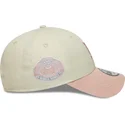 bezowo-rozowa-regulowana-czapka-z-zakrzywionym-daszkiem-z-rozowym-logo-9forty-world-series-patch-los-angeles-dodgers-mlb-new-era