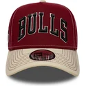 casquette-courbee-rouge-et-beige-snapback-e-frame-city-icon-chicago-bulls-nba-new-era