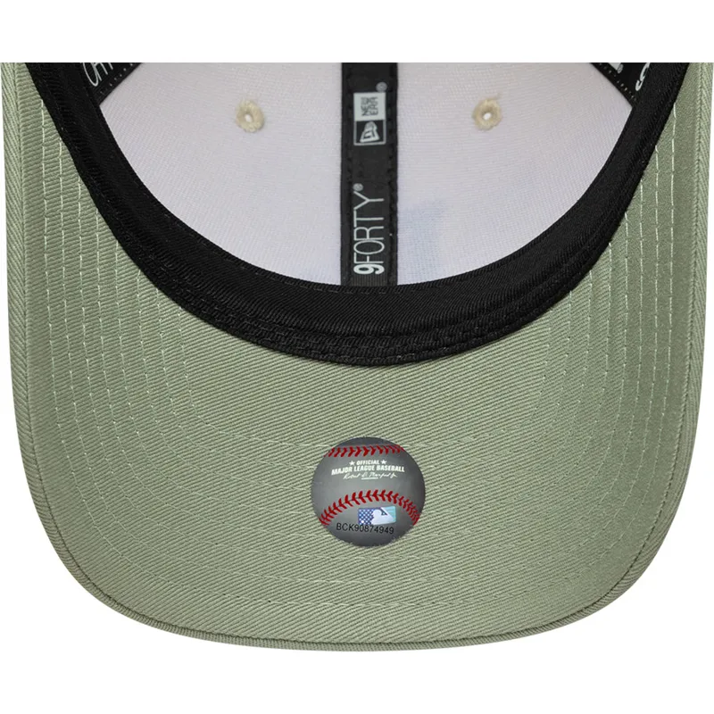 cap-izliekta-beige-snapback-9forty-m-crown-side-script-no-los-angeles-dodgers-mlb-no-new-era cap-izliekta-beige-snapback-9forty-m-crown-side-script-no-los-angeles-dodgers-mlb-no-new-era