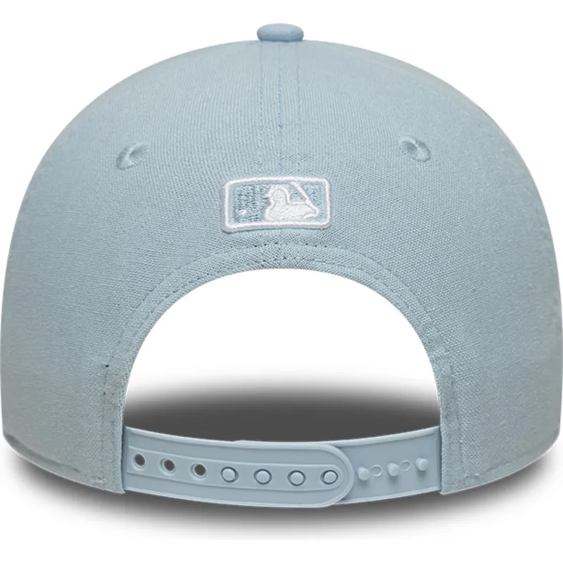 jasnoniebieska-czapka-z-daszkiem-snapback-9forty-m-crown-linen-new-york-mets-mlb-new-era